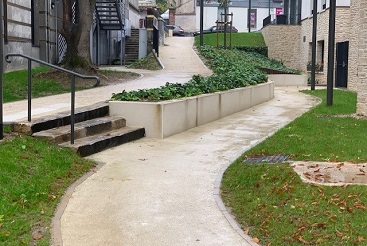 La trouée verte - Aménagement paysager d'un passage et accès entre 2 batiments à Sucy En Brie(94)